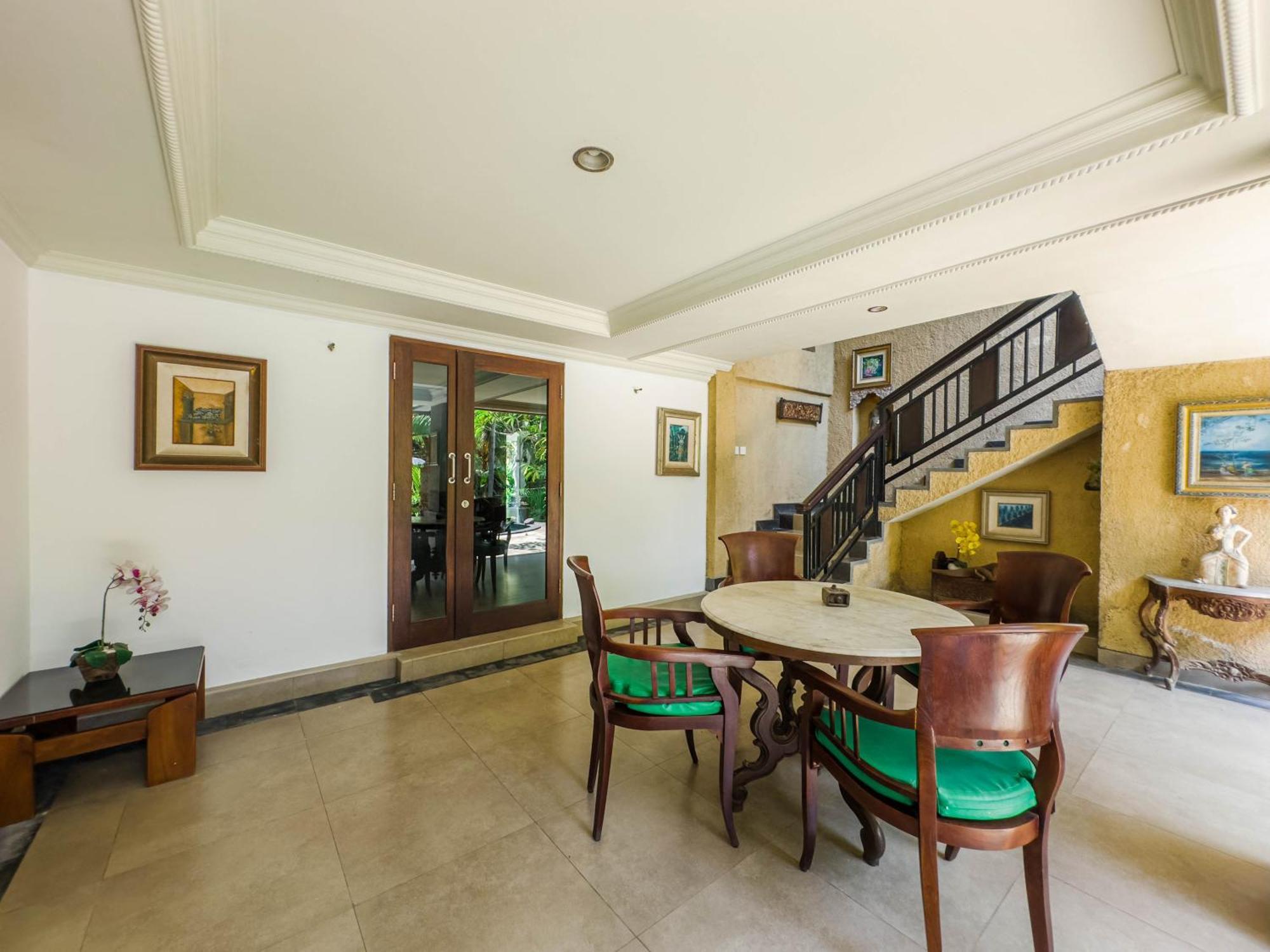 Hotel Uma Dana 3*