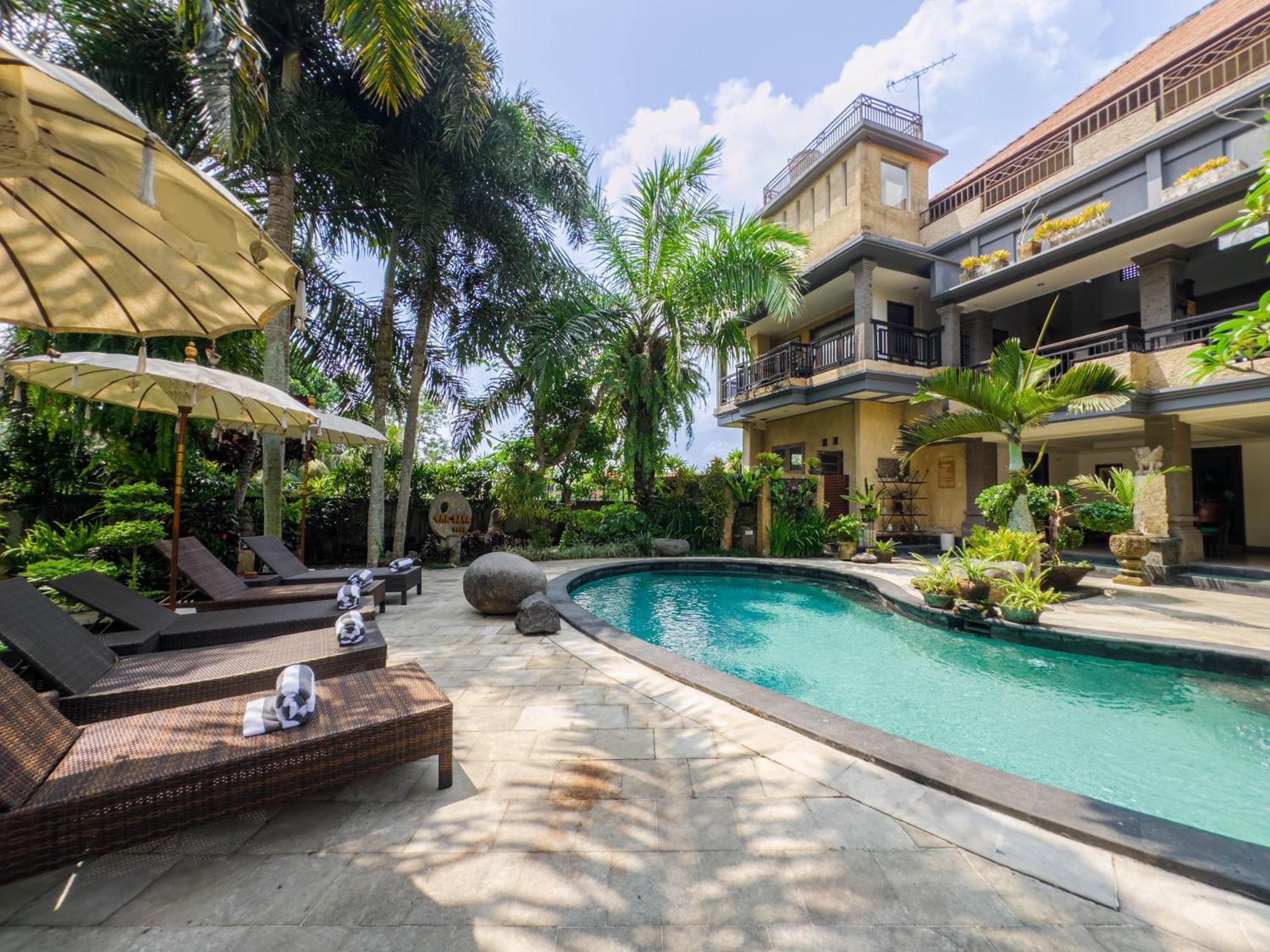 Uma Dana Hotel